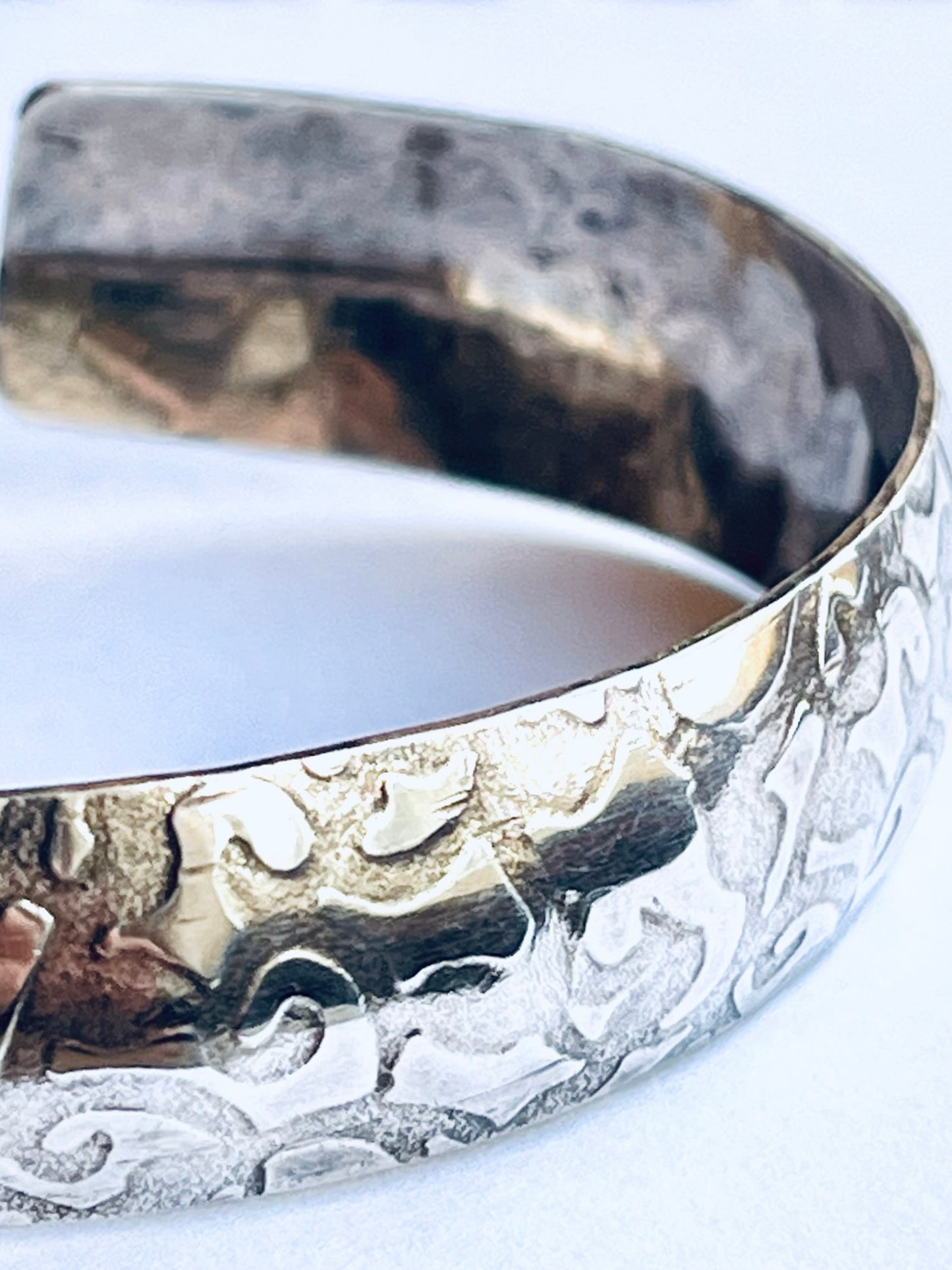 Wide Roller Printed Cuff