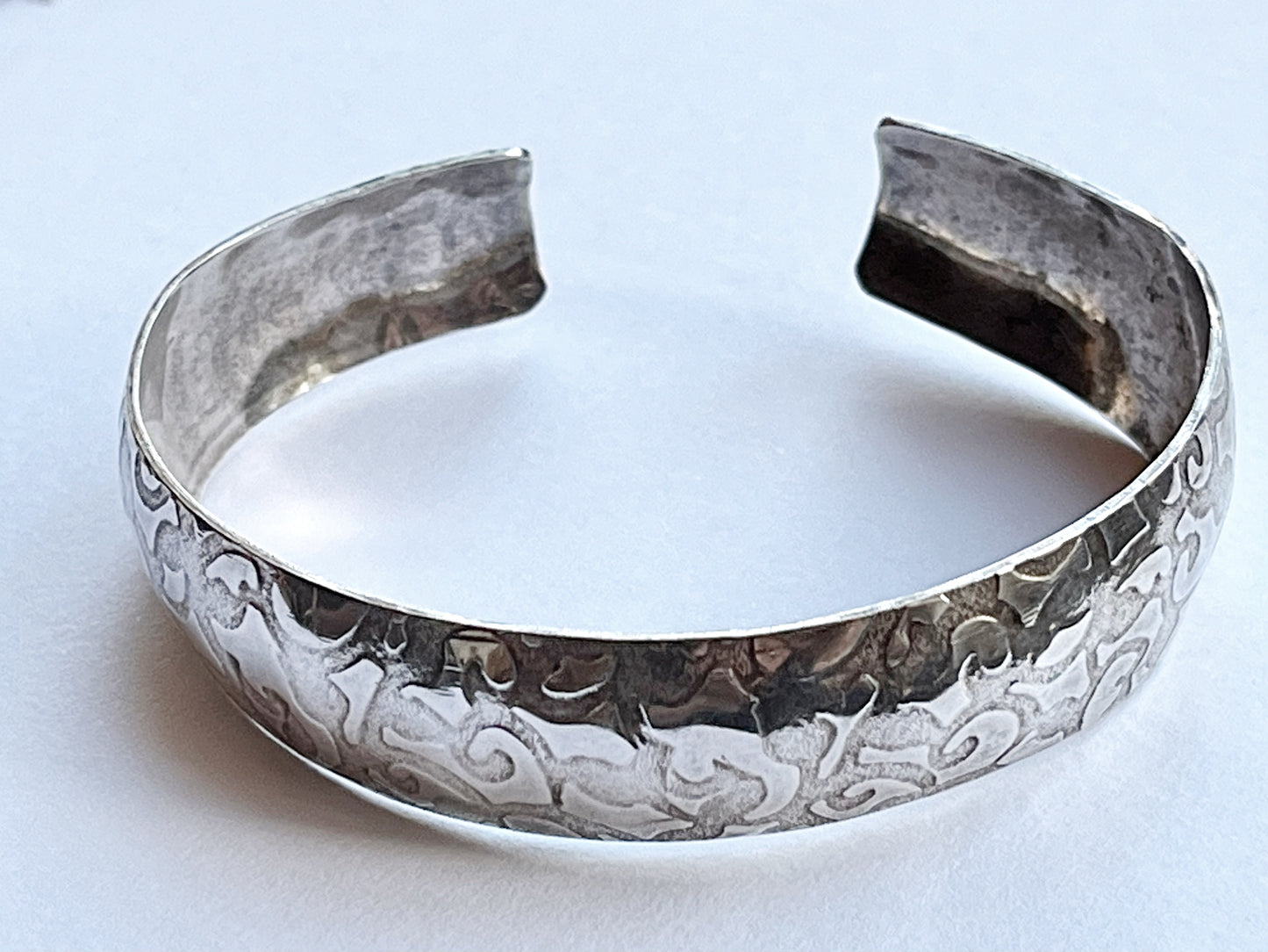 Wide Roller Printed Cuff