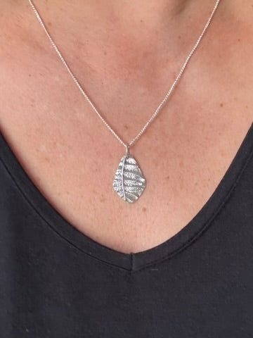 Diamond Spirea Pendant