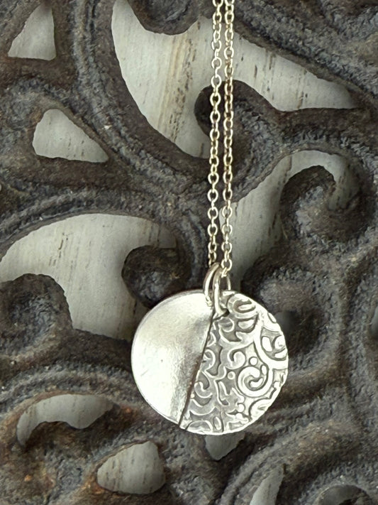Light & Lace Pendant