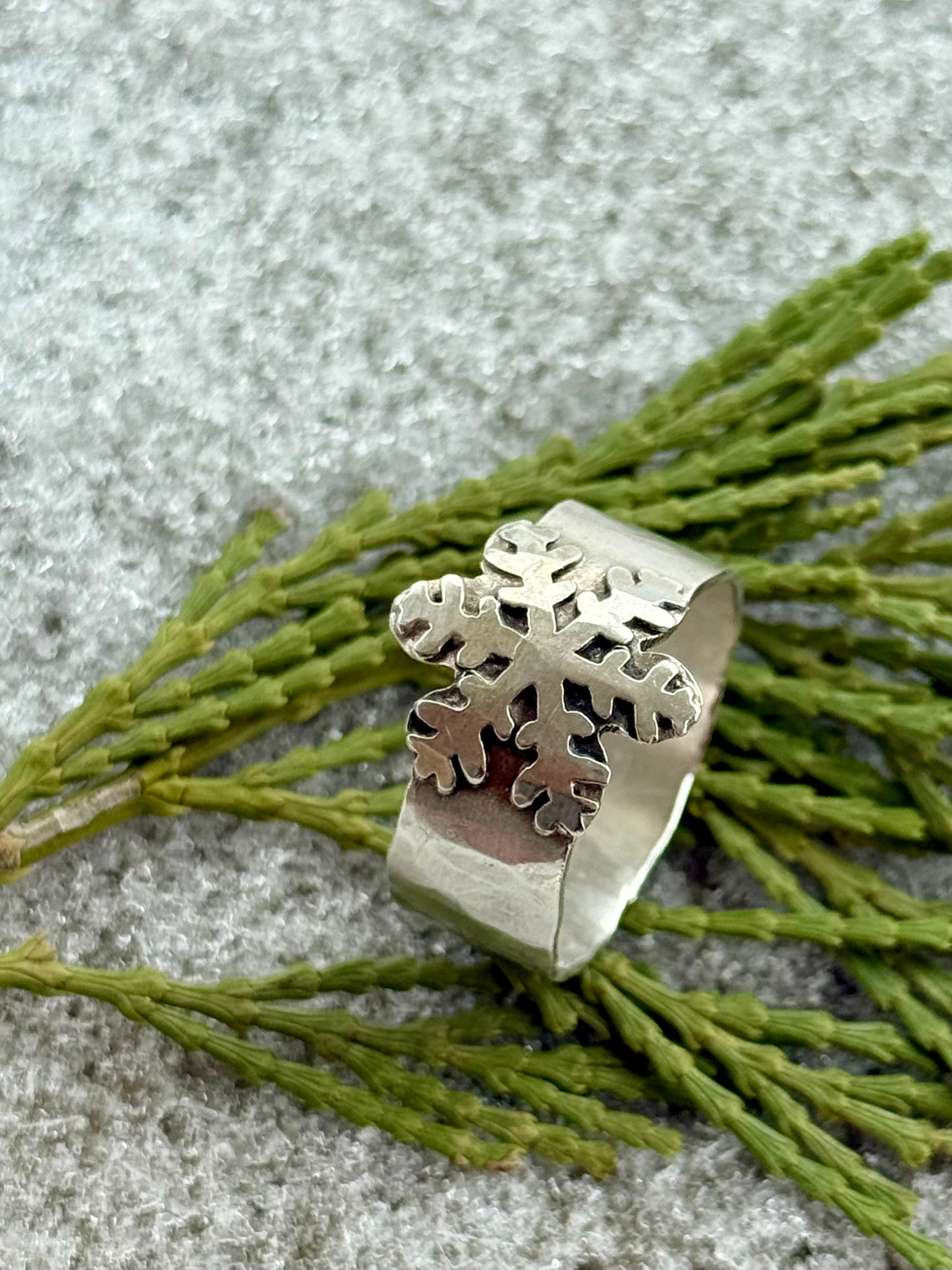 Snowflake Ring