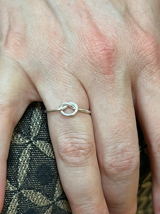 Friendship Knot Ring